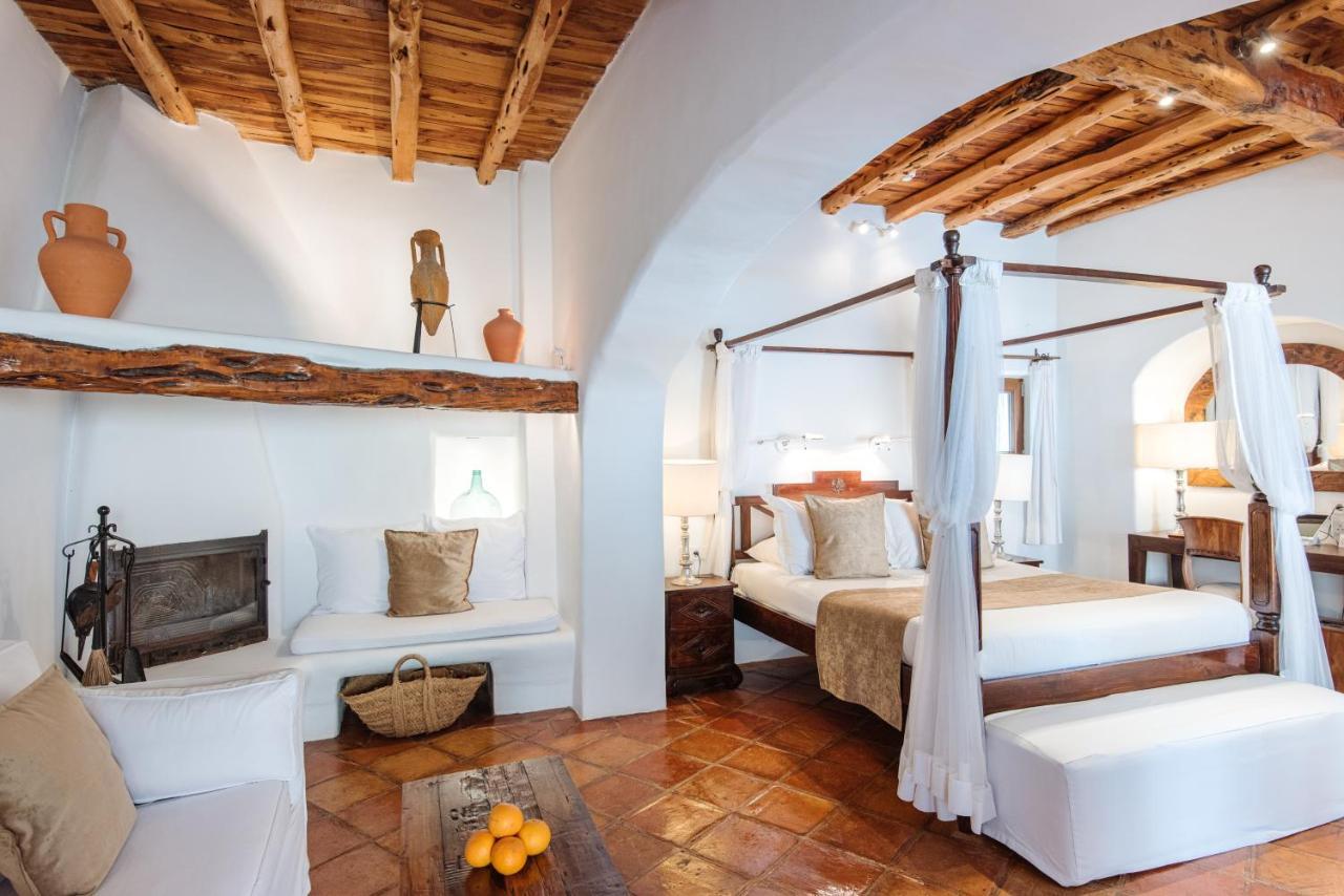 Agroturismo Atzaro Santa Eularia des Riu Exterior photo